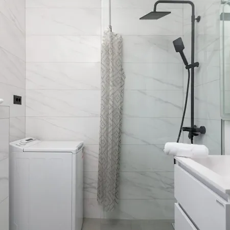 Διαμέρισμα Infinity Kaštel Novi